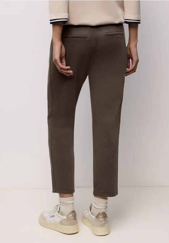 Broek met banddetail