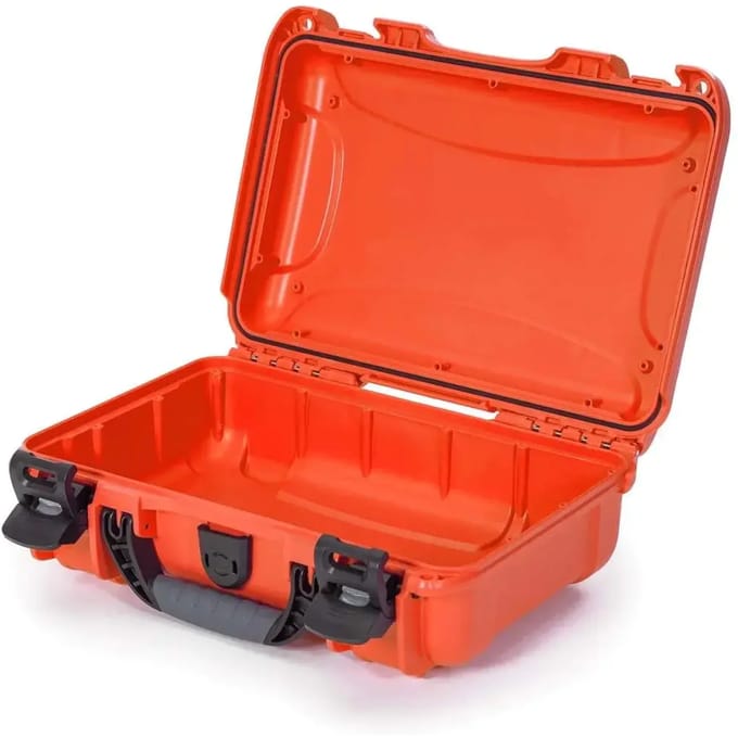 Cameratas Nanuk 909