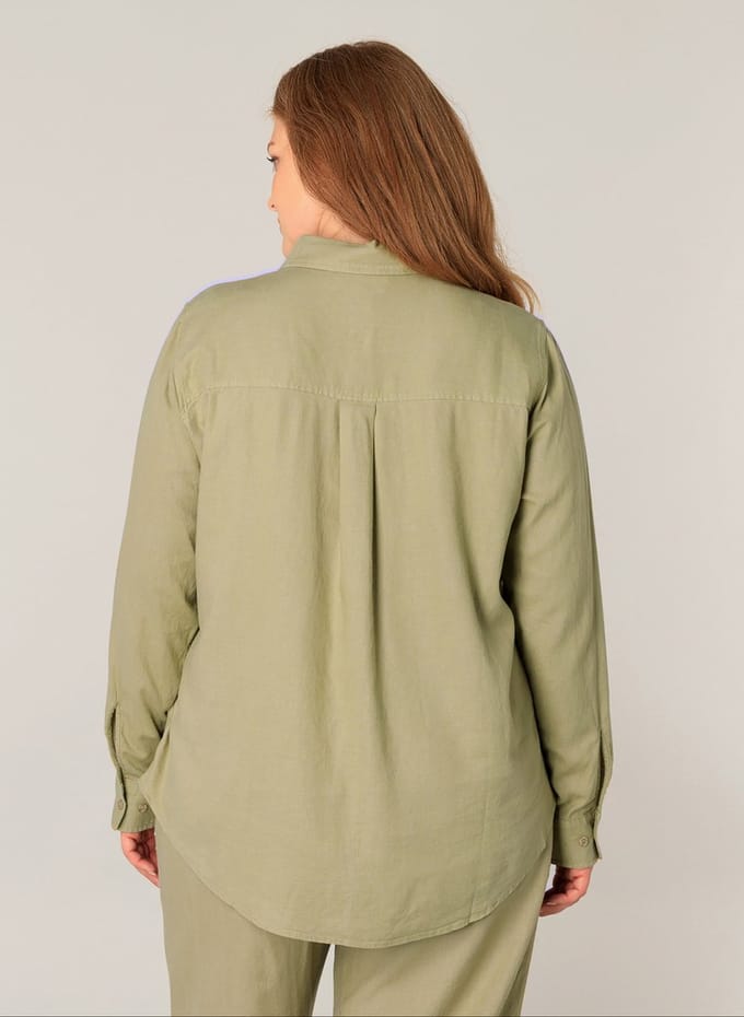 BASE LEVEL CURVY Yaella Shirts - Soft Army - maat 1(48)