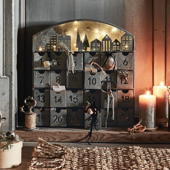 LOBERON Adventskalender Léran grijs