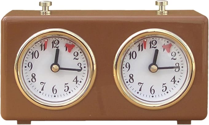 Schaaktimer - Toernooi Timer - Bordspellen Spelen - Mechanisch Uurwerk - 8x21x8 cm - Bruin