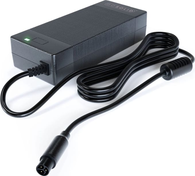 GO SOLID! ® Oplader geschikt voor AMIGO E-Faro S1 Elektrische Fiets