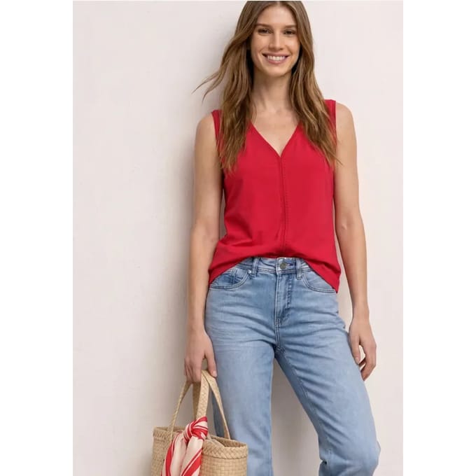 A325244 jersey top w.crochet tape