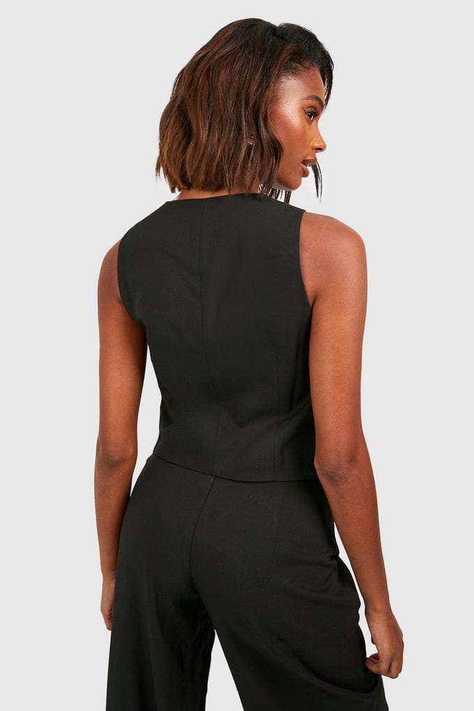boohoo Dames Mock Horn Asymmetric Tailored Waistcoat | Black | Maat: 10