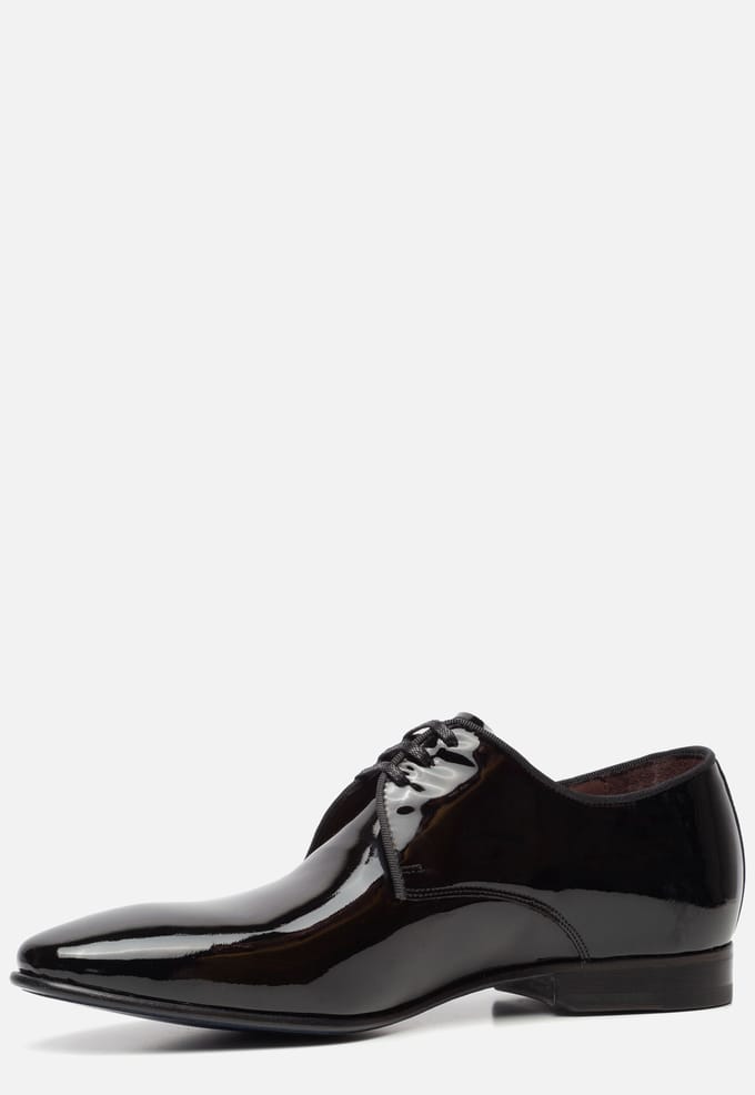 Floris van Bommel Floris van Bommel Veterschoenen zwart lak Leer