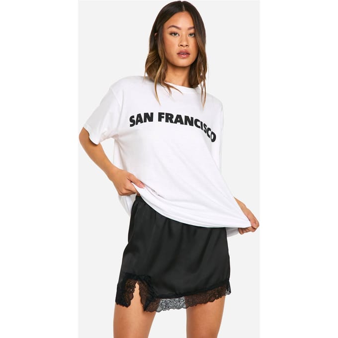 boohoo Dames Hoge satijn mini-rok met kantenafwerking | Zwart | Maat: 40