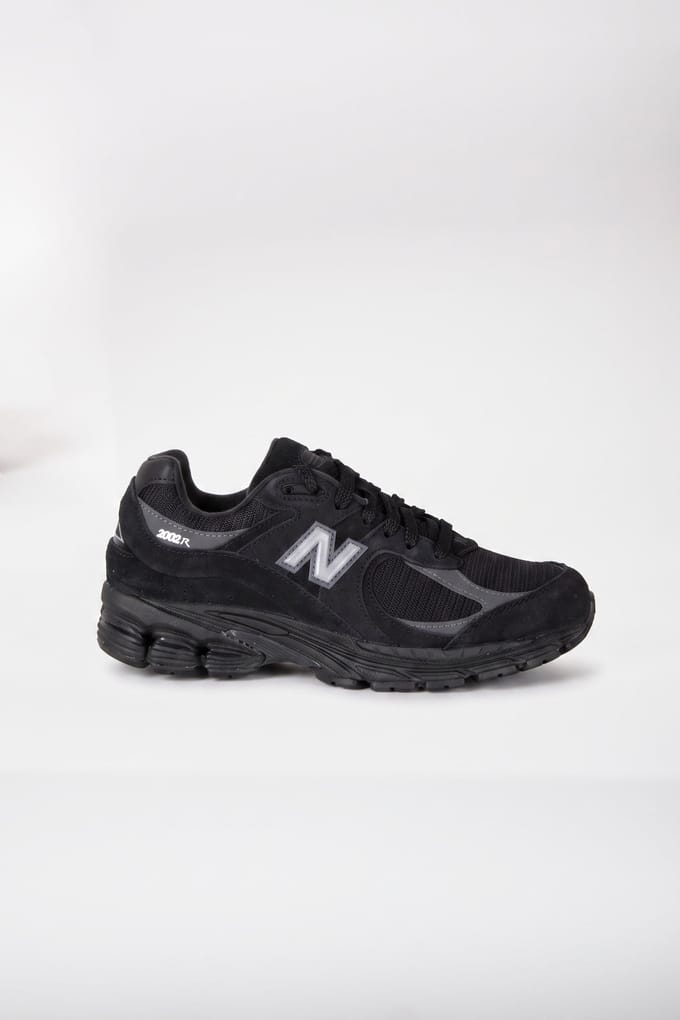 New Balance 2002r Black Taglia: 49 | Sneakers Outlet | Uomo | Nero
