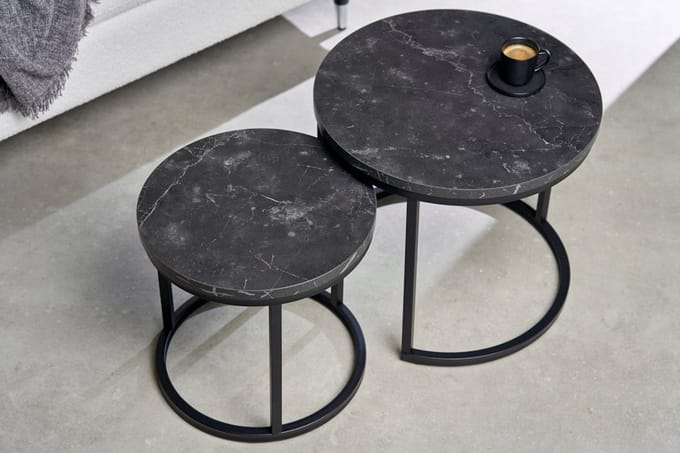 Set van 2 bijzettafels ELEGANCE 45cm zwart marmeren design metalen frame rond - 43644
