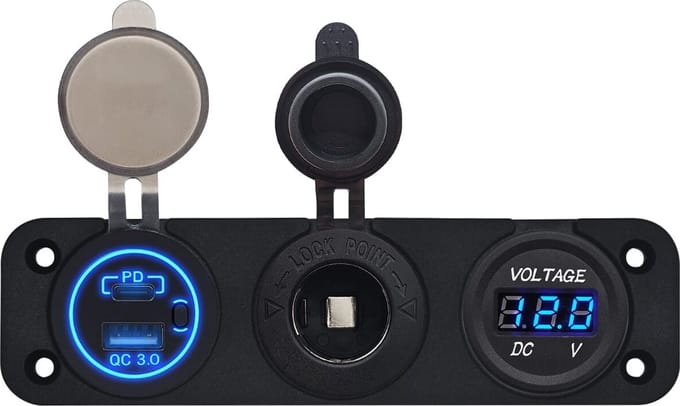 ProRide 12V USB Autolader 2 Poorten - QC3.0 - Voltmeter en 12V/24V Sigarettenplug - Drievoudig inbouw