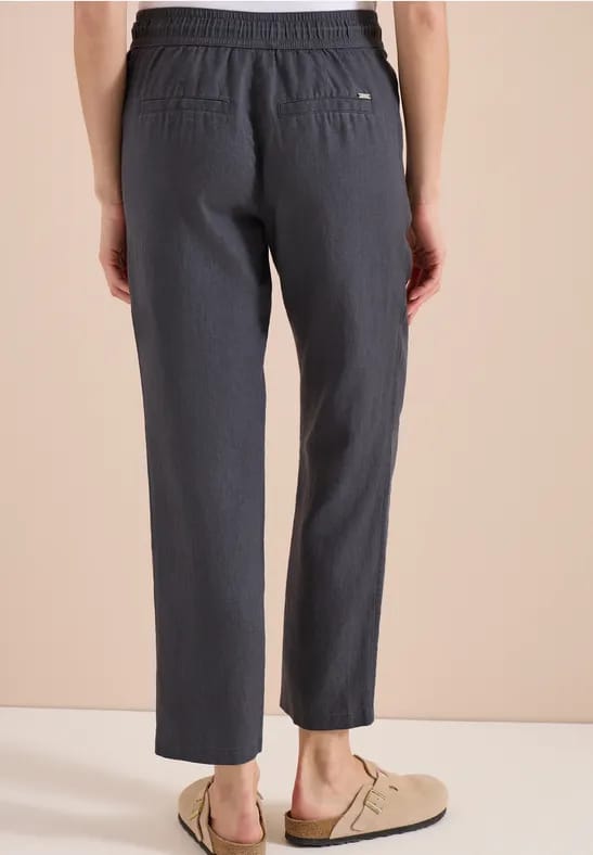 Slim Legs broek in causale pasvorm van linnen