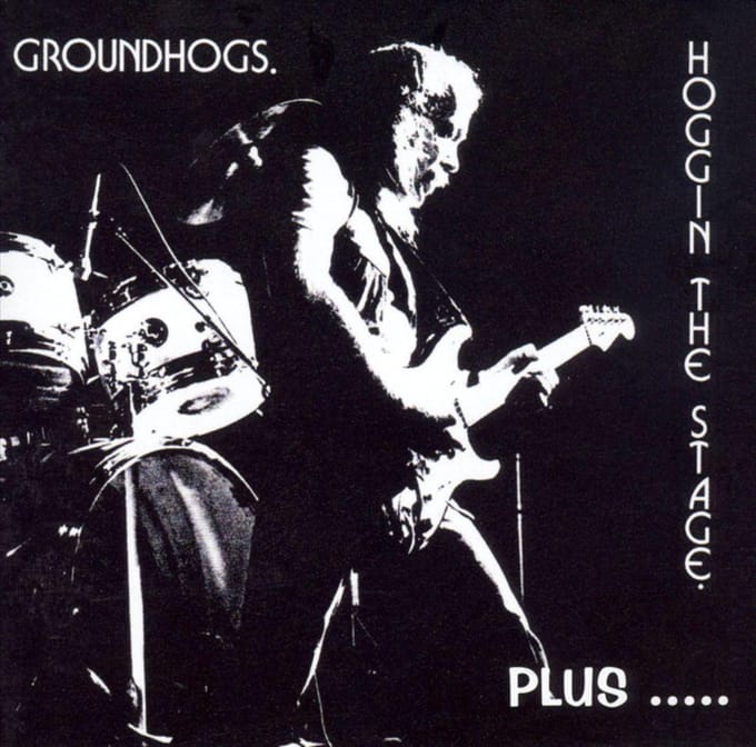 Hoggin The Stage - Plus