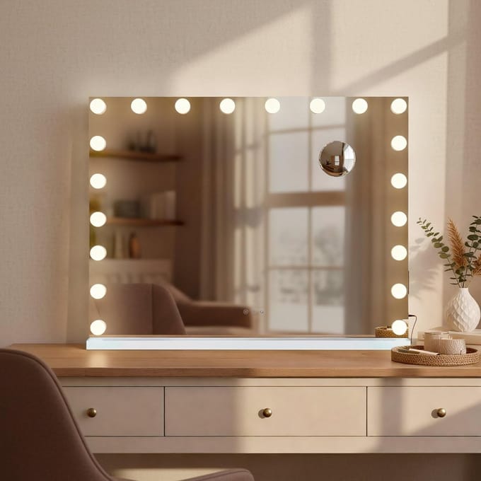 Verlichte make-up spiegel met 10x vergroting en dimbare LED-verlichting