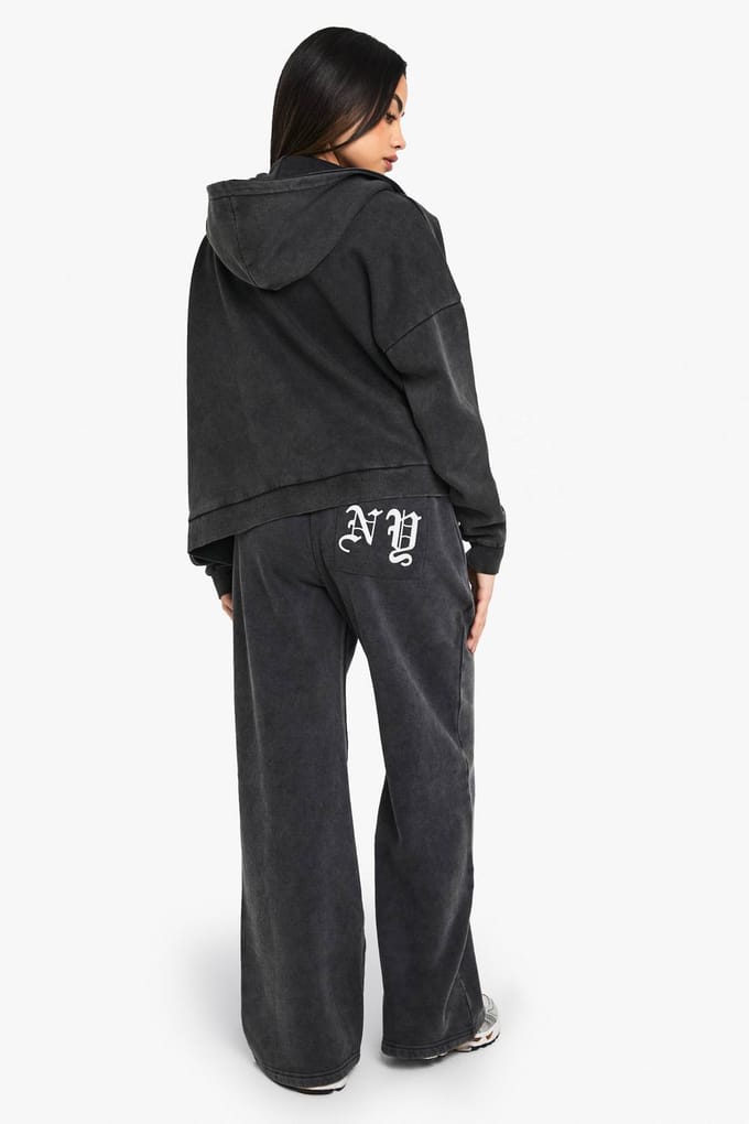 boohoo Dames NY Geborduurde Wijde Jogger | Charcoal | Maat: XS
