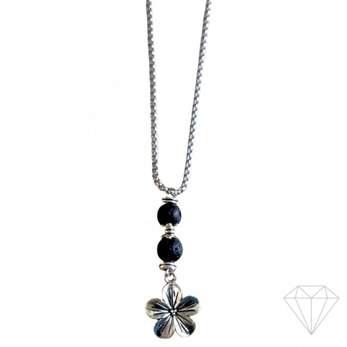 Ketting lavasteen bloem rvs 70 cm - Charme Bijoux