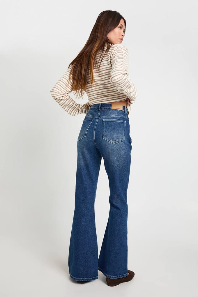 boohoo Dames De hoge taille flare jeans | Grey Blue | Maat: 10/30L