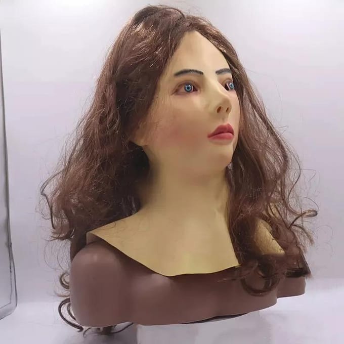 Gesimuleerd menselijk gezicht mooie vrouw latex masker met lang haar One Size roze