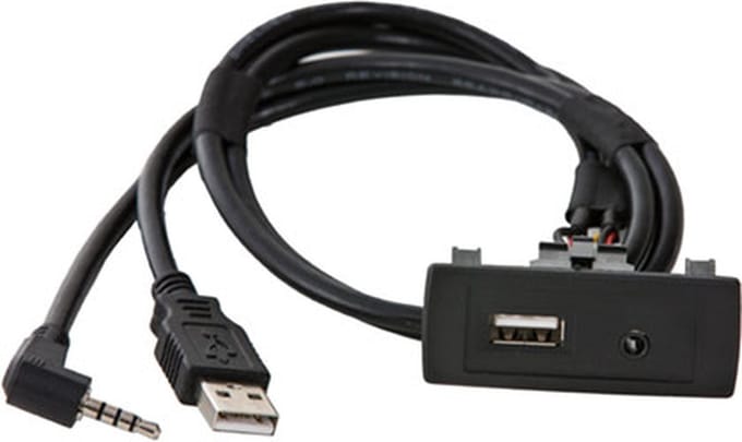 USB/AUX vervanging PCB Mercedes