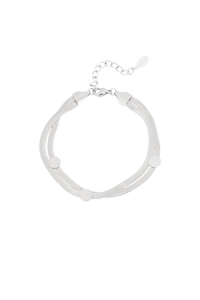 flat & chic armband