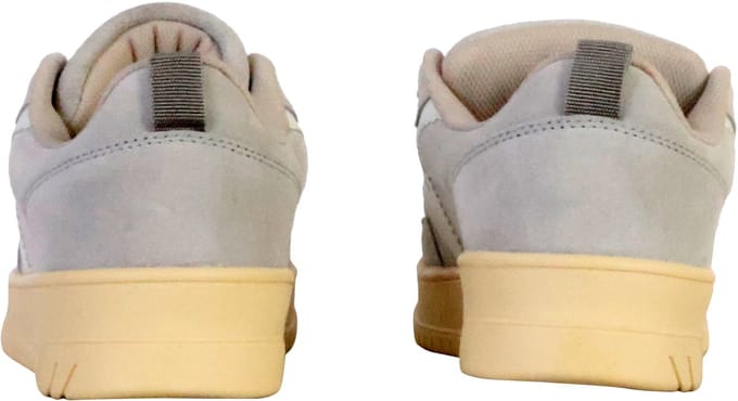 Lage sneakers met veters