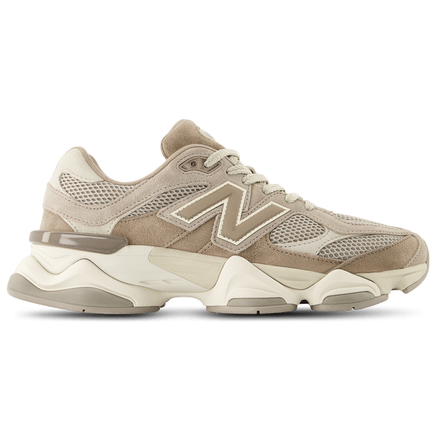 New Balance 9060 Sneakers Dames - Bruin - Maat 40.5 - Leer