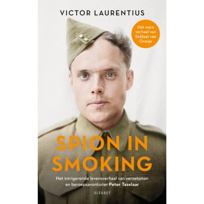 Spion In Smoking - Victor Laurentius