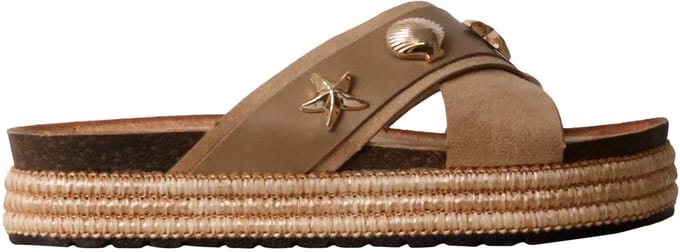 Sandalen om aan te trekken