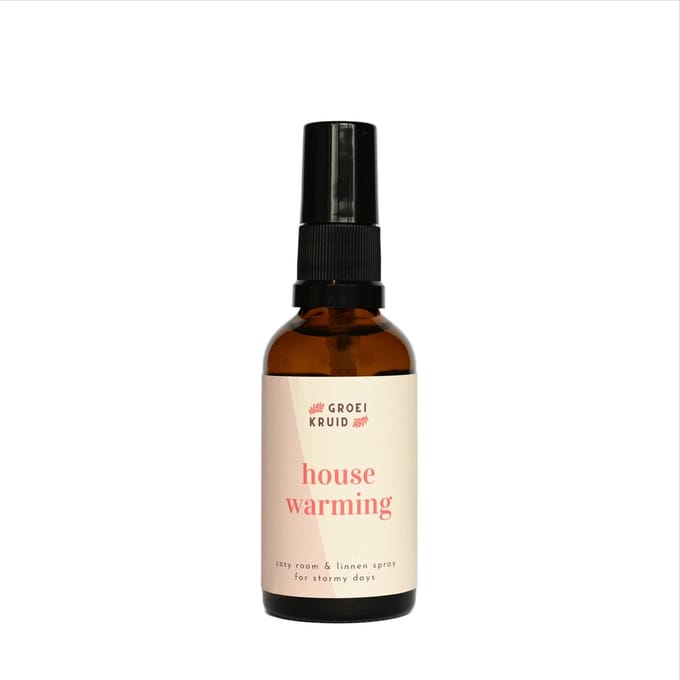 House warming - cosy room & linnen spray