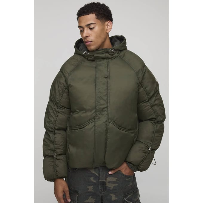 Pufferjack met oversized pasvorm, geraffelde mouwen en panelen | Khaki | Size Medium