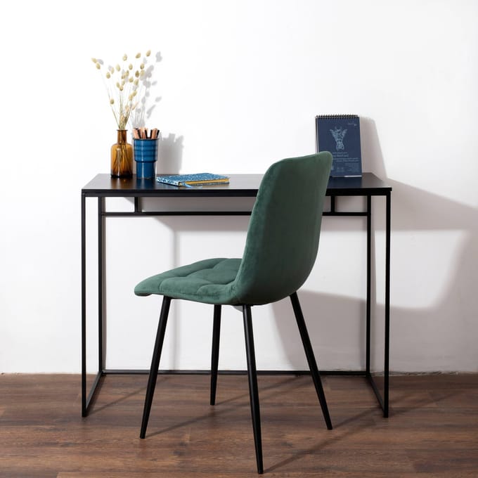 Bureautafel met zwarte poten House Nordic Vita