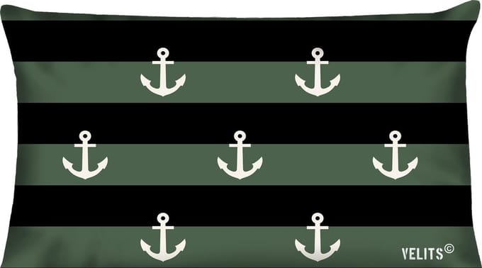 Buitenkussen In the Army groen waterafstotend 40x60cm bootkussen streep ankers