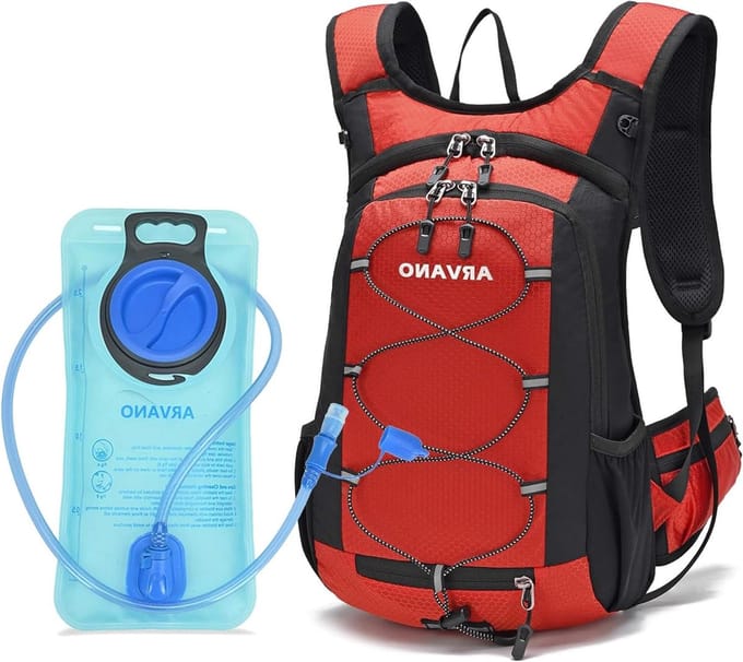 Hydrating Backpack 15L With Water Bladder 2L, Insulated compartment, for hiking, mountain biking, skiing for men women