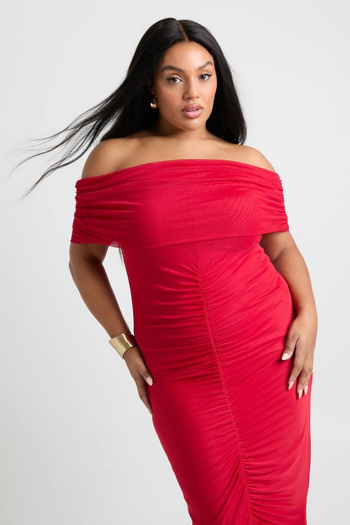 boohoo Dames Plus Mesh Bardot geraffeld maxi-jurk | Red | Maat: 22