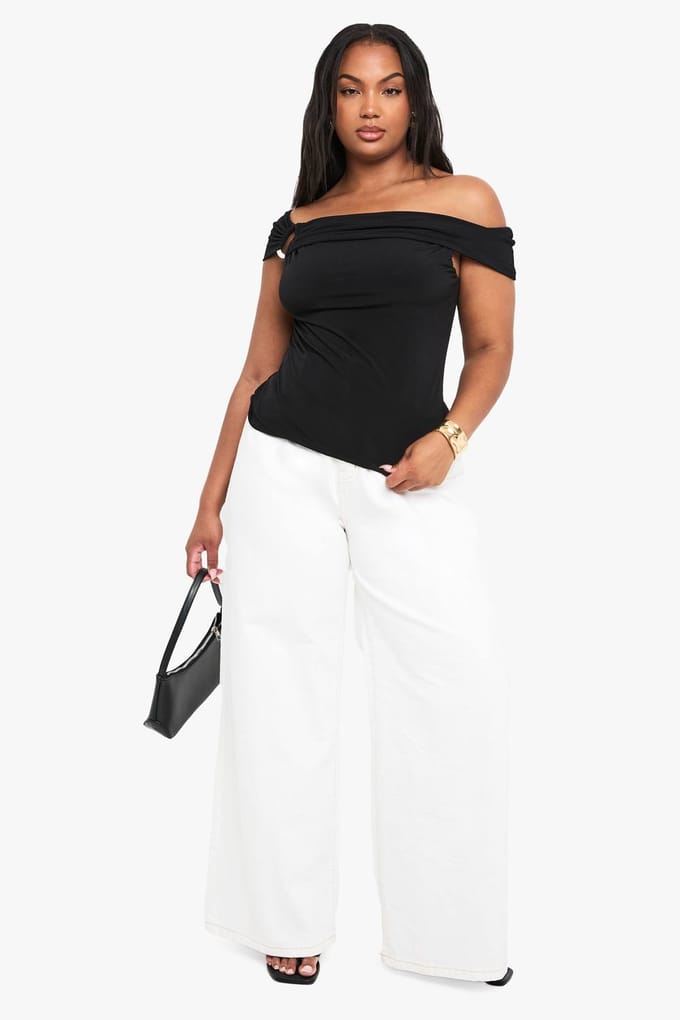 boohoo Dames Plus afwerkingsdetail off-shoulder top | Black | Maat: 26