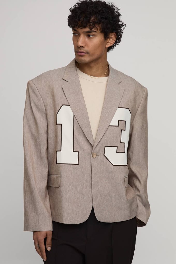 Oversized Blazer Met Visgraatmotief En Applicatie | Taupe | Size 38