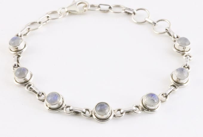 Fijne zilveren schakelarmband met regenboog maansteen