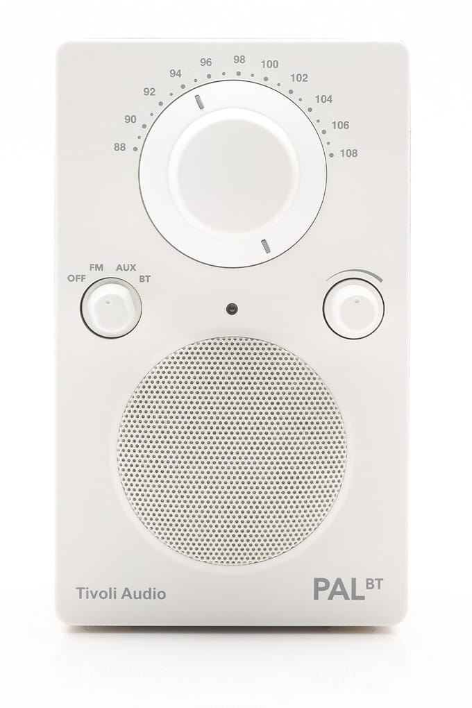 Tivoli Audio - PAL BT - Draagbare radio met FM, AM en Bluetooth - White