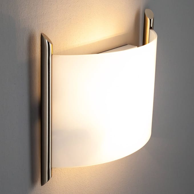 Lindby - wandlamp - 2lichts - Glas, metaal - H: 25 cm - E27 - wit gesatineerd, nikkel gesatineerd