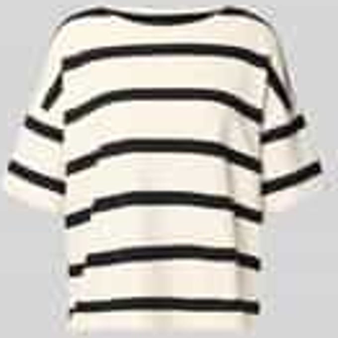 Relaxed fit T-shirt in design met halve mouwen