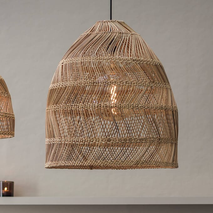 PR Home Buiten hanglamp Maja, rotan, Ø 45 cm, stekker, IP44