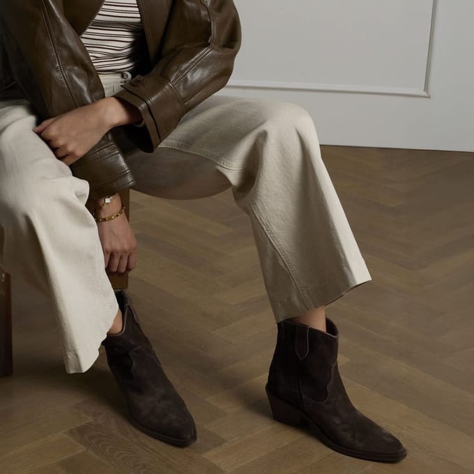Manfield - Dames - Bruine suède cowboy laarsjes - Maat 36
