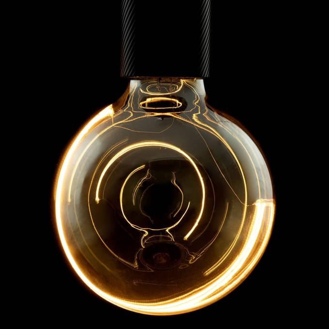 Segula Illusion G125 Halvemaan schuin E27 6W rook