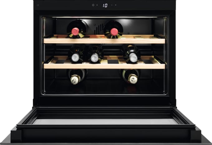 Electrolux Wijnkoelkast | Model KBW5T | Inbouw | Zwart | 18 fles(sen)