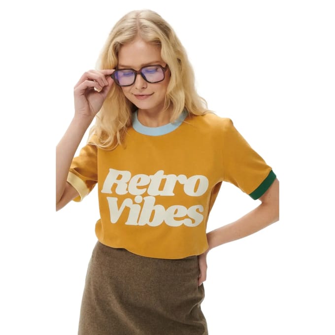 T-shirt dames She is Sunday Retro Vibes