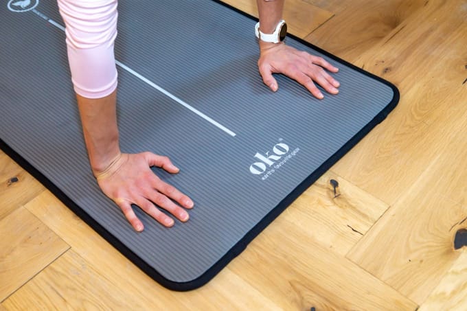 Set van 10 verantwoorde yogamatten