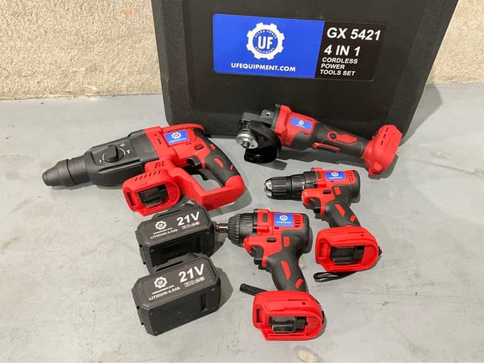 Ultra Force Equipment 4 in 1 accu gereedschap set