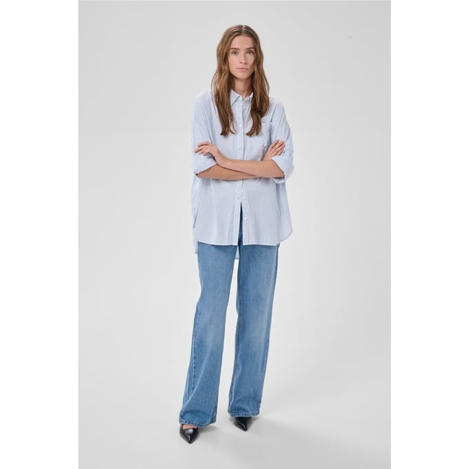 My Essential Wardrobe Mwfeline Boxy Shirt Dames - Jurken - Lichtblauw - Maat 36