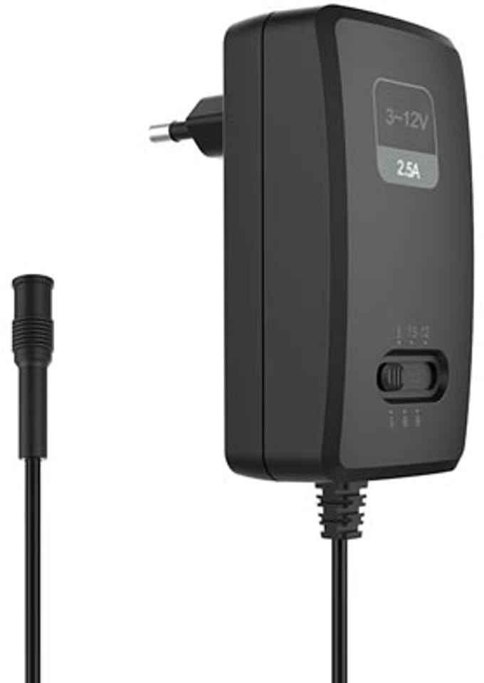 HQ-Power COMPACTE SCHAKELENDE VOEDING MET INSTELBARE UITGANG - 100-240 V - 3 tot 12 VDC - 2.5 A + 6 pluggen
