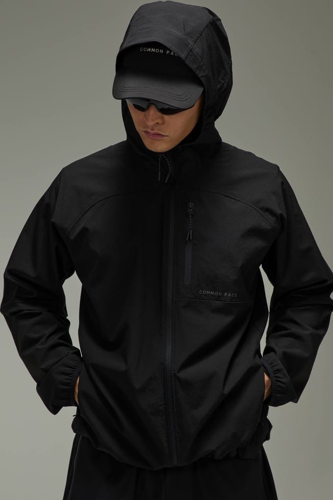 Common Pace Running Ultra Ventilated Windbreaker Jacket | Black | Size 2XL
