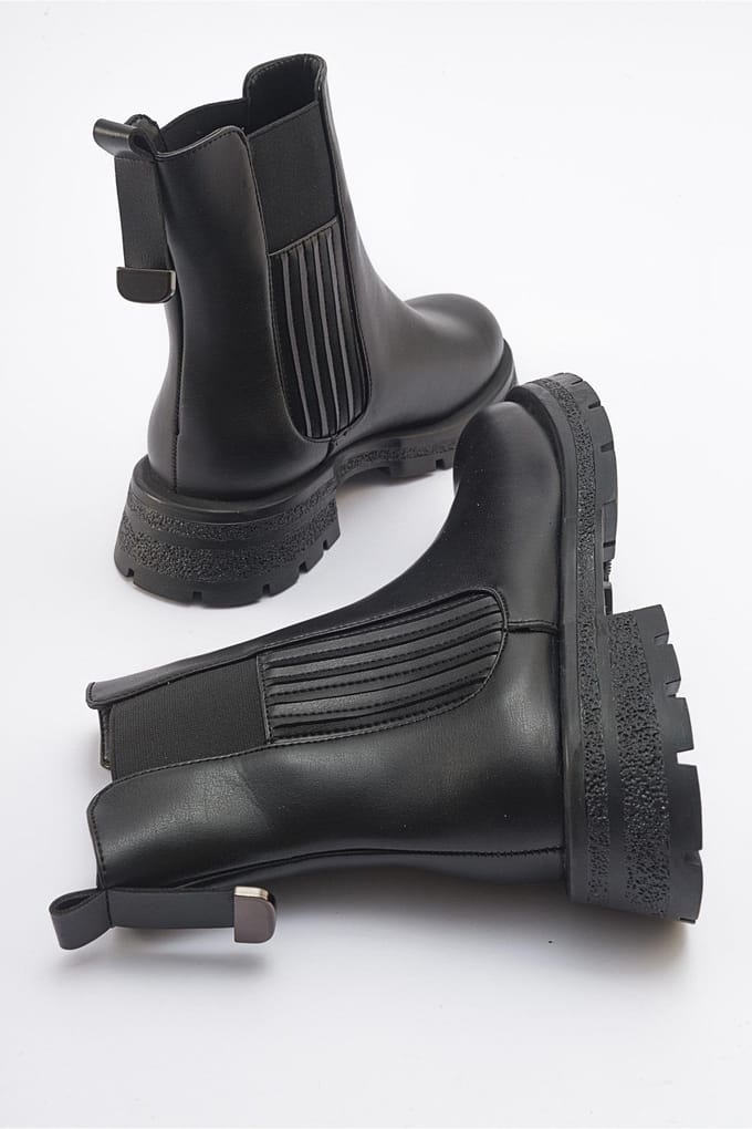Sofia Chelsea Boot