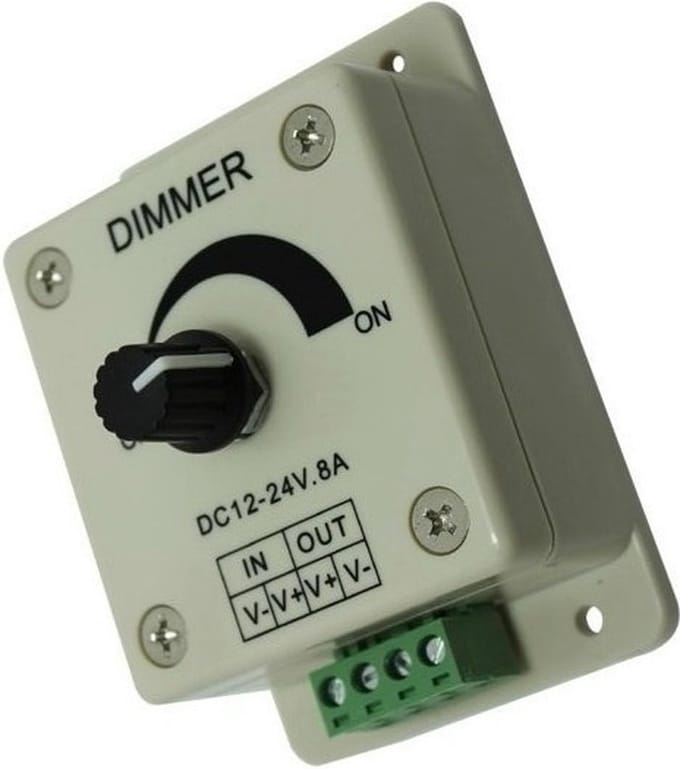 LED Dimmer met draaiknop 12-24 / 8 ampère